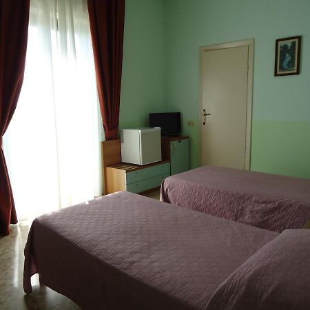 Motel Boston Сільві-Марина Екстер'єр фото