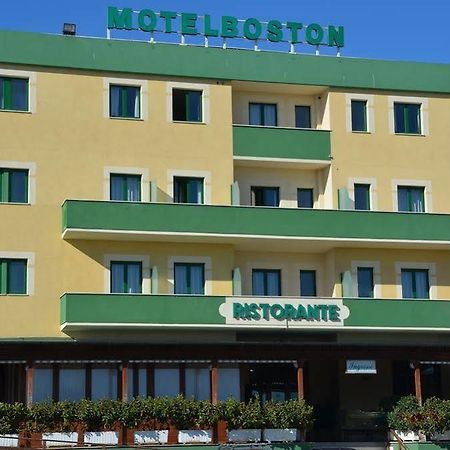 Motel Boston Сільві-Марина Екстер'єр фото