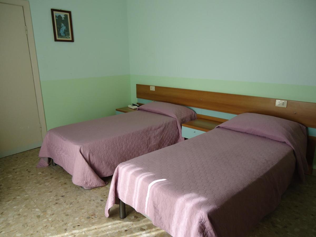 Motel Boston Сільві-Марина Екстер'єр фото